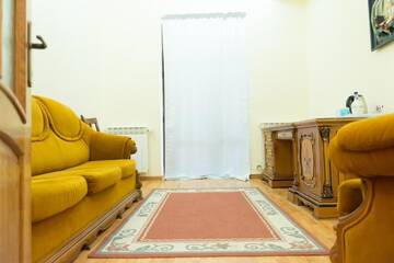 Фото номера Люкс с балконом Гостевой дом Vila Rica г. Слэник-Молдова 6
